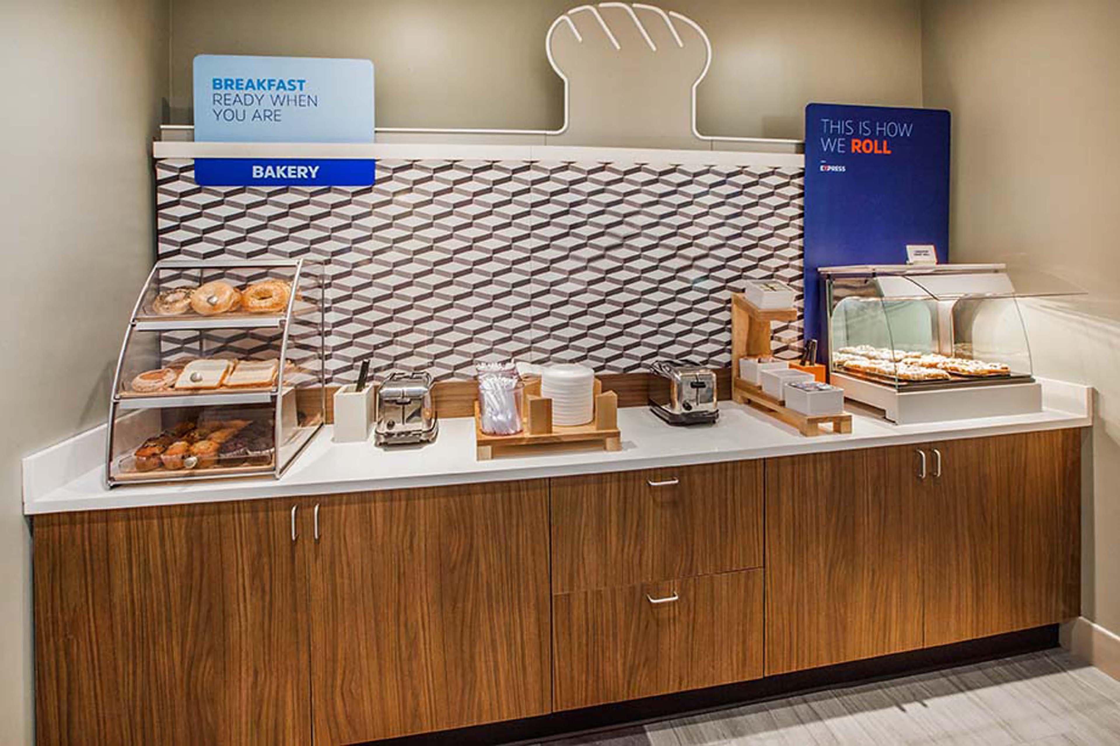 Holiday Inn Express & Suites Allen Park By Ihg Ngoại thất bức ảnh